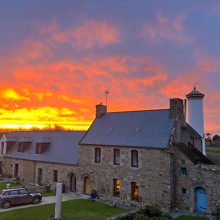 Les Ecolodges Sous Le Phare Louannec Exterior photo