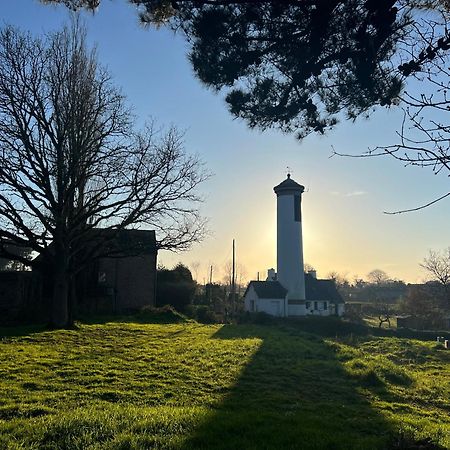 Les Ecolodges Sous Le Phare Louannec Exterior photo