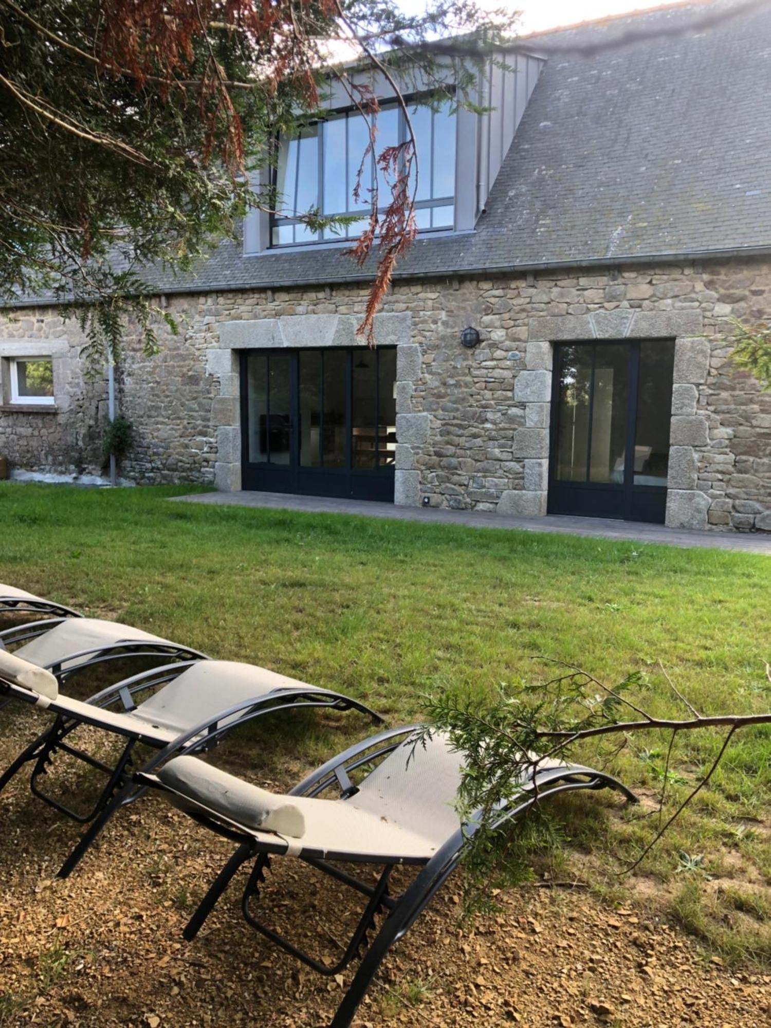 Les Ecolodges Sous Le Phare Louannec Exterior photo