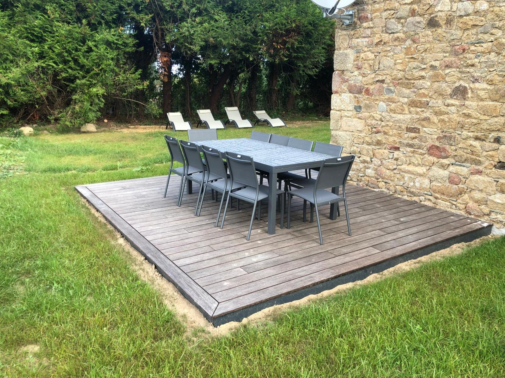 Les Ecolodges Sous Le Phare Louannec Exterior photo