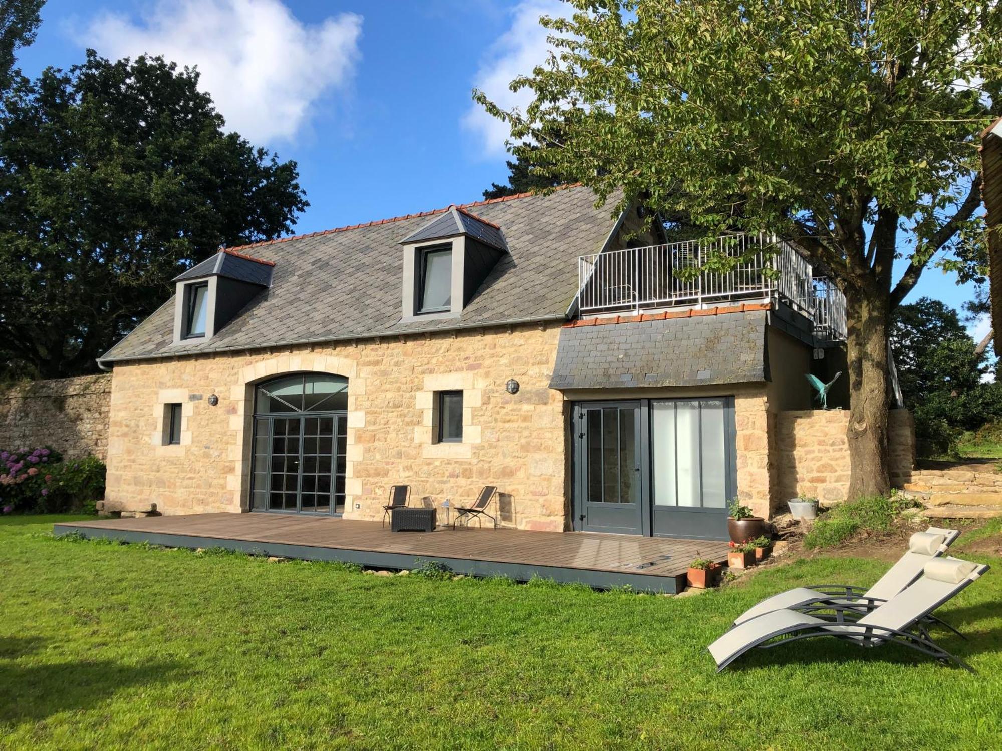 Les Ecolodges Sous Le Phare Louannec Exterior photo