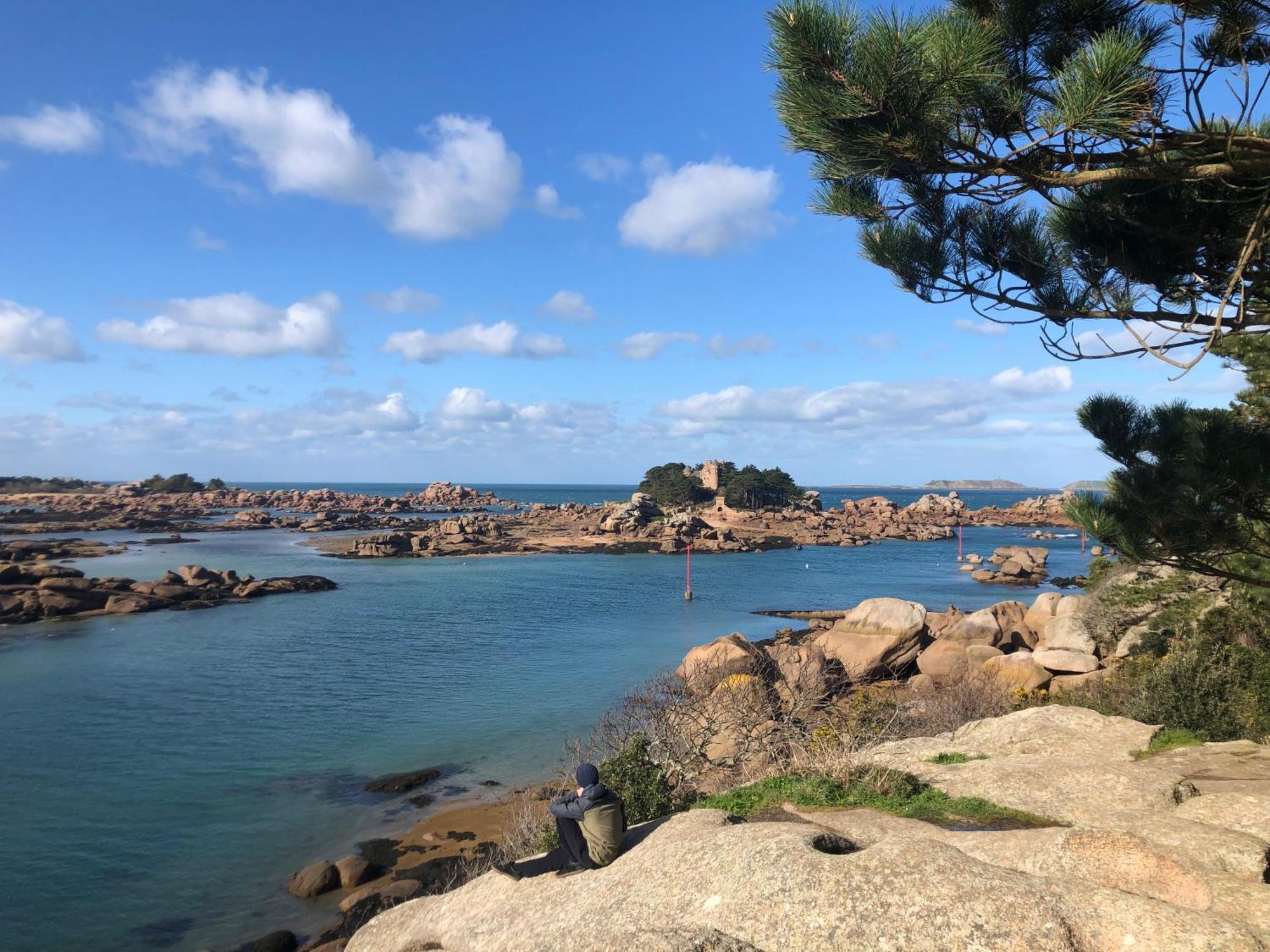 Les Ecolodges Sous Le Phare Louannec Exterior photo